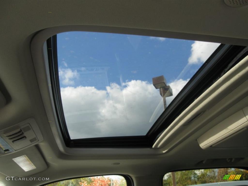 2011 GMC Yukon Denali AWD Sunroof Photo #38500323