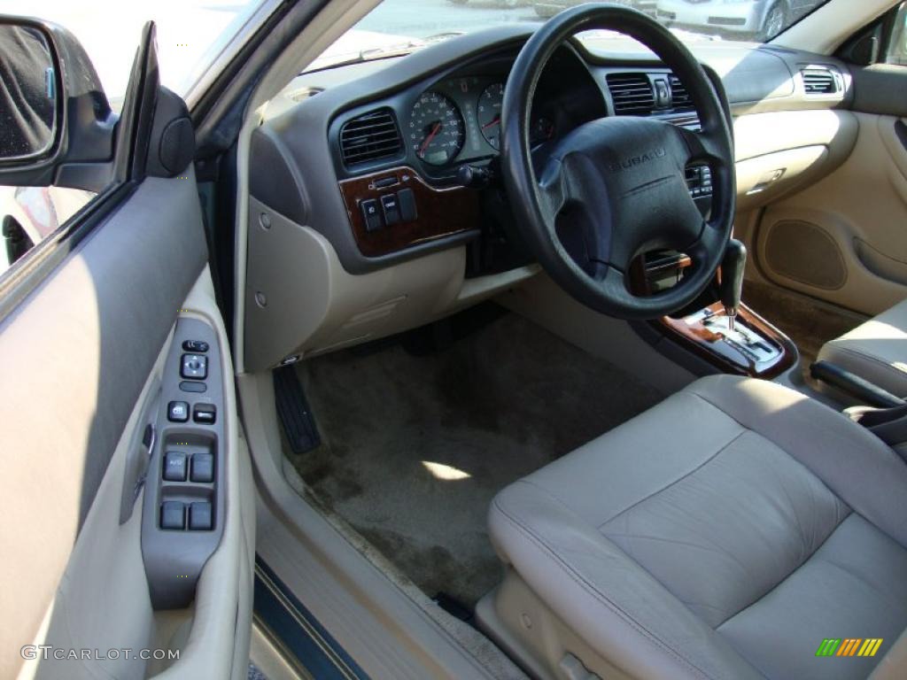 Beige Interior 2000 Subaru Outback Limited Wagon Photo #38500376