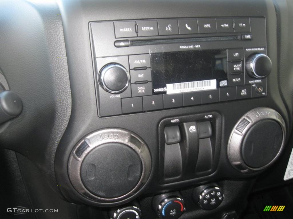 2011 Jeep Wrangler Sport S 4x4 Controls Photo #38500535