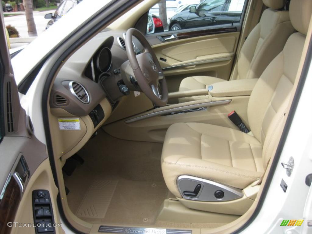 Cashmere Interior 2009 Mercedes-Benz ML 550 4Matic Photo #38500555