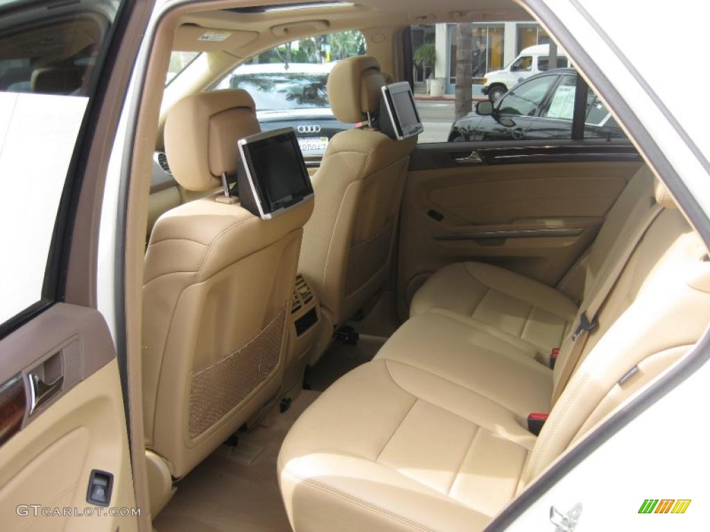 Cashmere Interior 2009 Mercedes-Benz ML 550 4Matic Photo #38500571