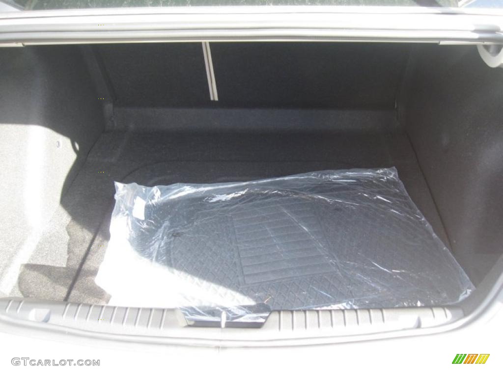2011 Chevrolet Cruze LT Trunk Photo #38501431