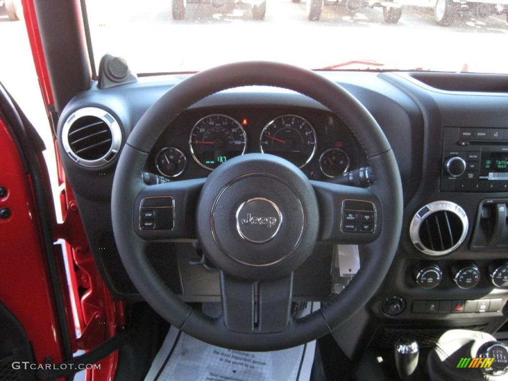 2011 Wrangler Sahara 4x4 - Flame Red / Black photo #7
