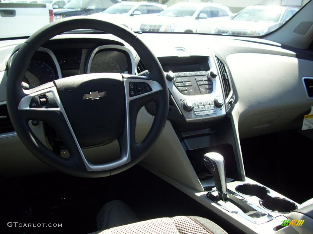 2011 Chevrolet Equinox LT Light Titanium/Jet Black Dashboard Photo #38505575