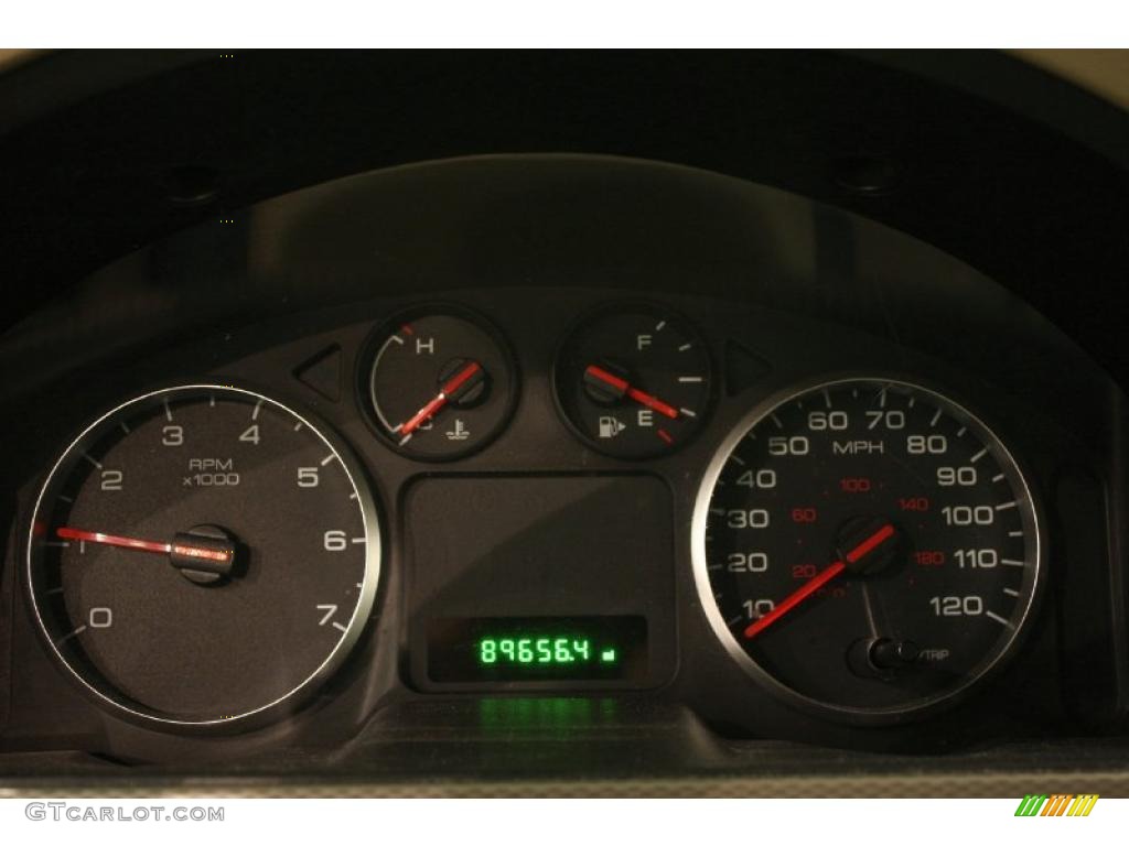 2005 Ford Five Hundred SE Gauges Photo #38507667