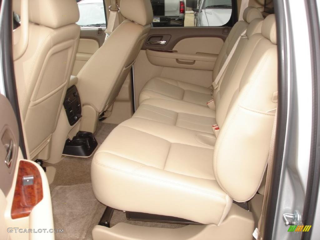 Dark Cashmere/Light Cashmere Interior 2010 Chevrolet Avalanche LTZ 4x4 Photo #38508899