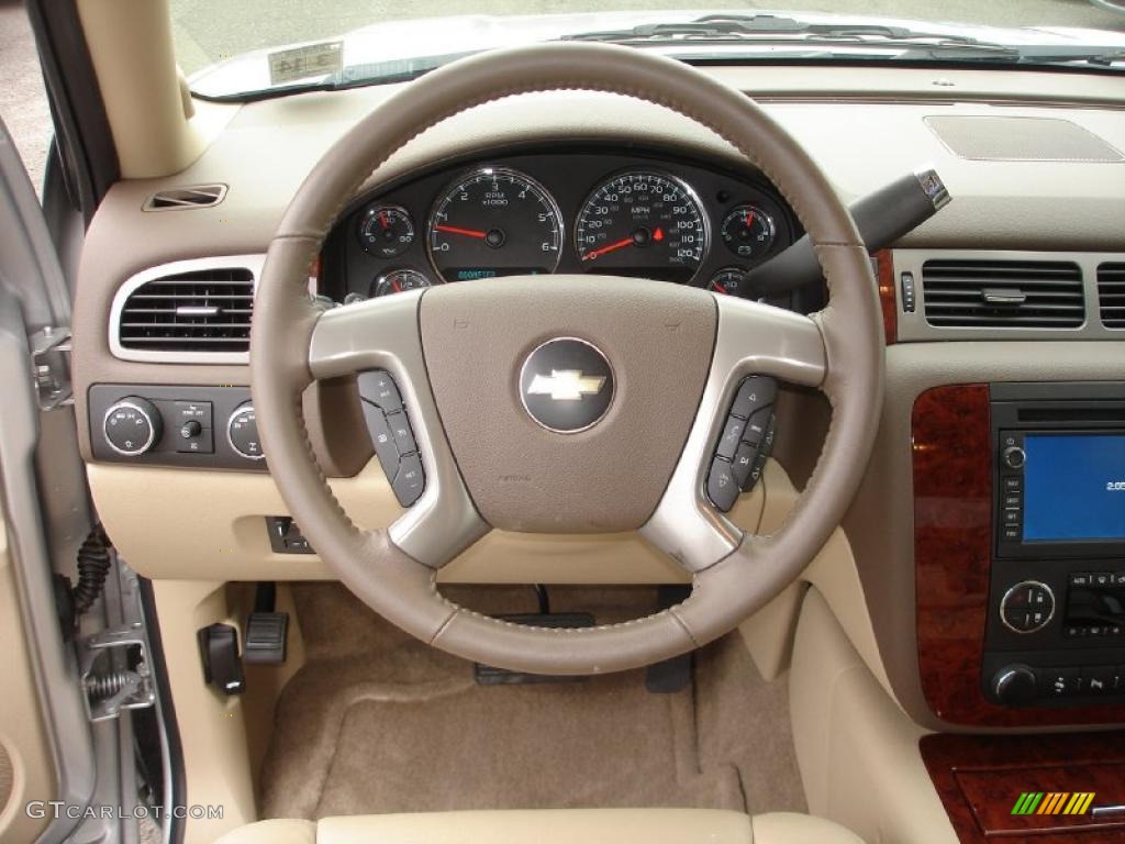 2010 Chevrolet Avalanche LTZ 4x4 Dark Cashmere/Light Cashmere Steering Wheel Photo #38508927