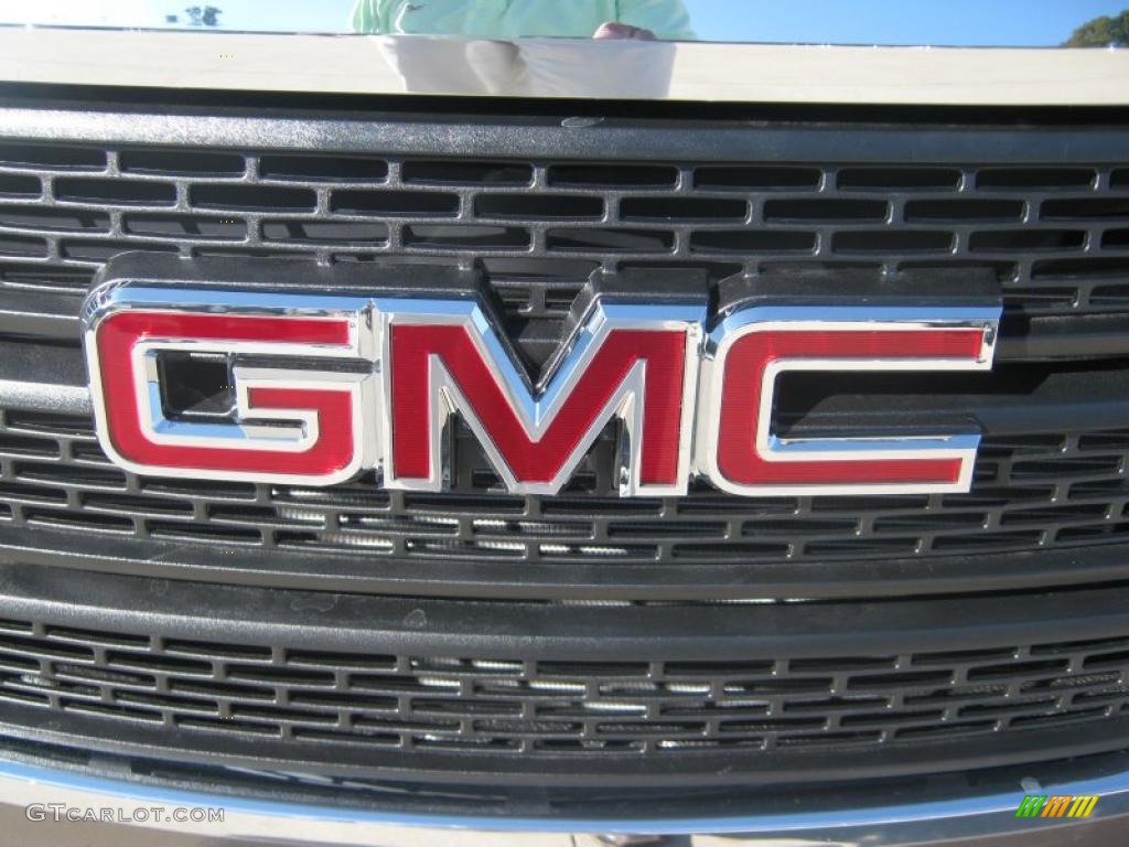 2011 GMC Terrain SLE Marks and Logos Photo #38511243