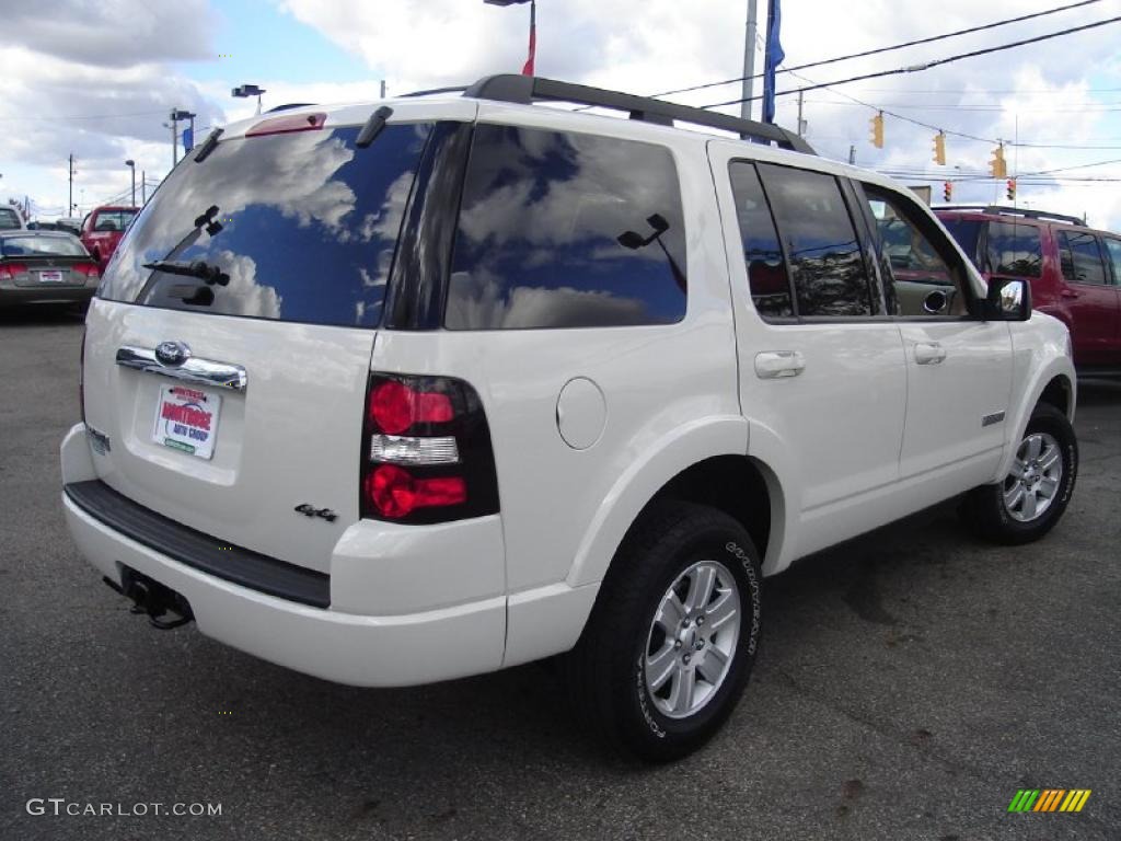 2008 Explorer XLT 4x4 - White Suede / Camel photo #5