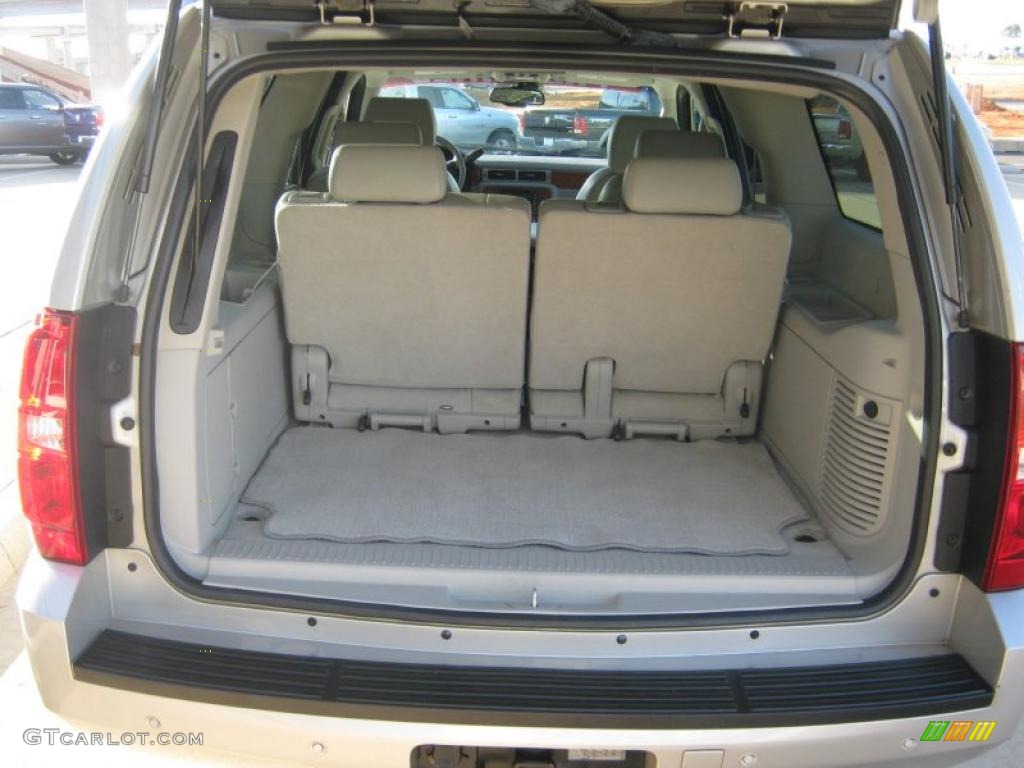 2007 Chevrolet Suburban 1500 LTZ Trunk Photo #38515091