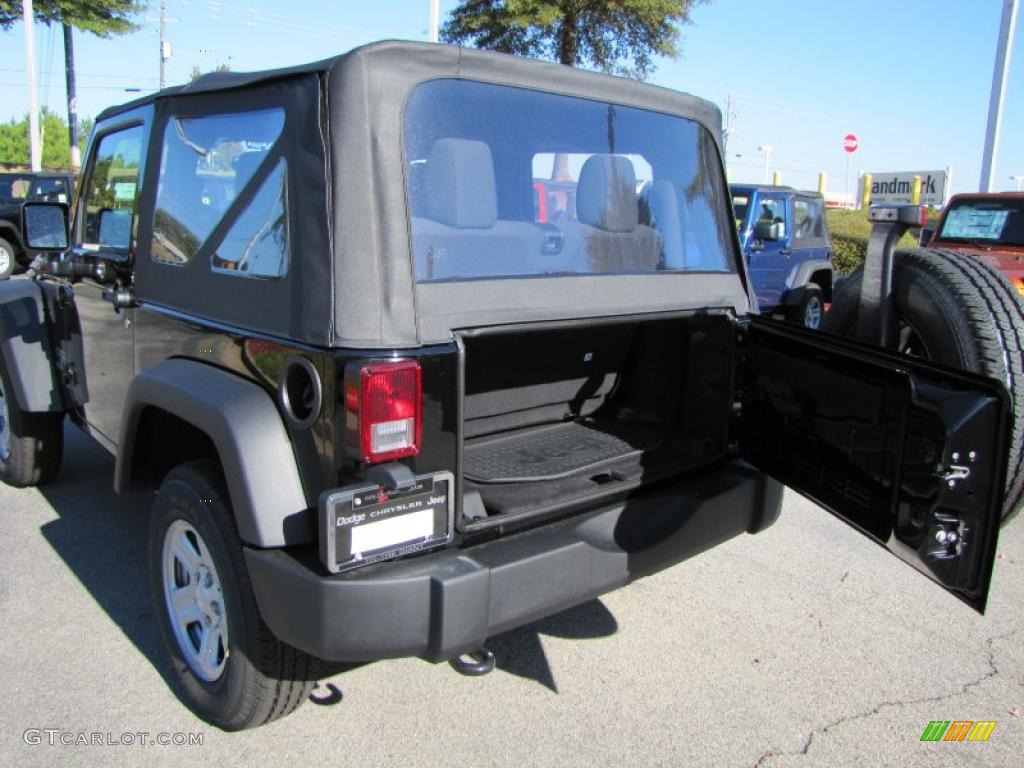 2011 Wrangler Sport 4x4 - Black / Black photo #8