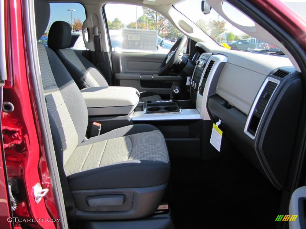 2011 Ram 1500 Big Horn Crew Cab - Deep Cherry Red Crystal Pearl / Dark Slate Gray/Medium Graystone photo #10