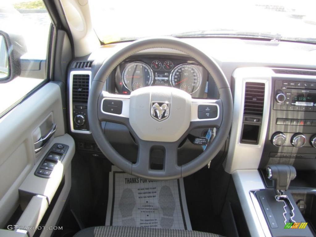 2011 Ram 1500 Big Horn Quad Cab - Rugged Brown Pearl / Dark Slate Gray/Medium Graystone photo #12