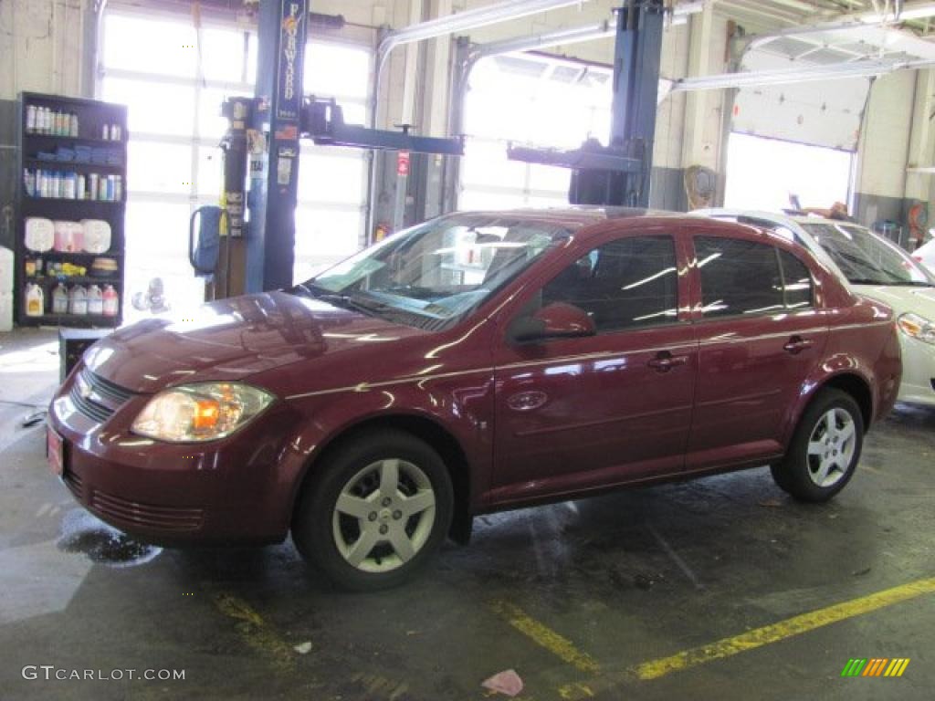 2008 Cobalt LT Sedan - Sport Red Tint Coat / Neutral photo #2