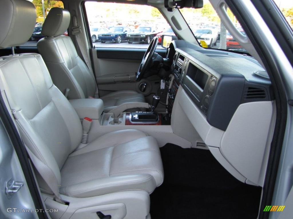 Medium Slate Gray Interior 2007 Jeep Commander Limited 4x4 Photo #38519703