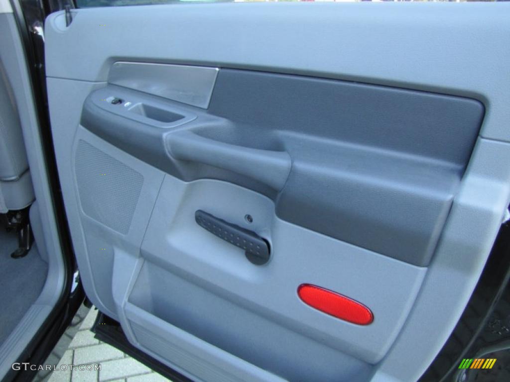 2007 Dodge Ram 3500 SLT Mega Cab Dually Medium Slate Gray Door Panel Photo #38520683