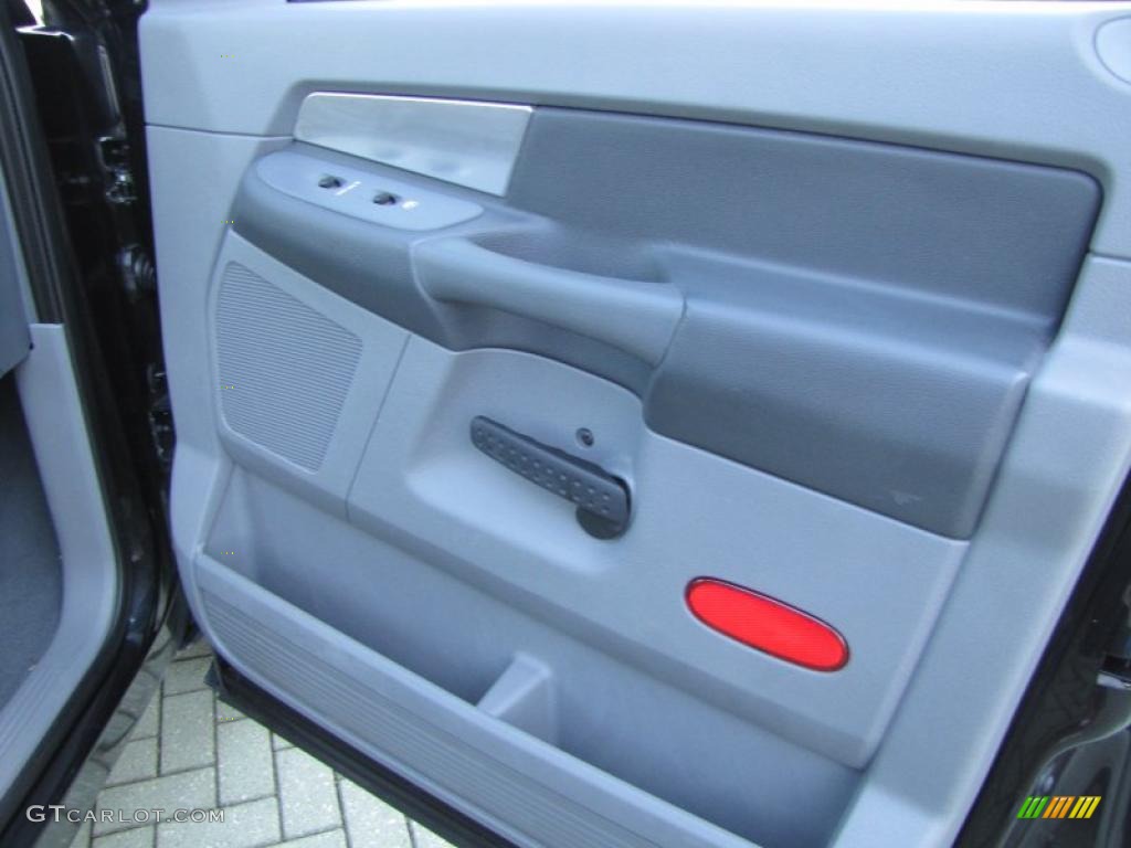 2007 Dodge Ram 3500 SLT Mega Cab Dually Medium Slate Gray Door Panel Photo #38520715