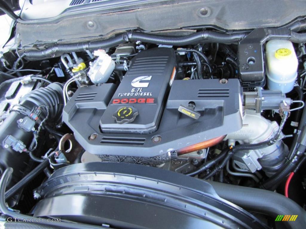 2007 Dodge Ram 3500 SLT Mega Cab Dually Engine Photos