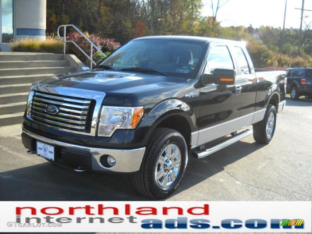 2010 F150 XLT SuperCab 4x4 - Tuxedo Black / Medium Stone photo #2