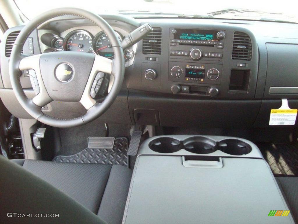 2011 Silverado 1500 LT Extended Cab 4x4 - Black / Ebony photo #9