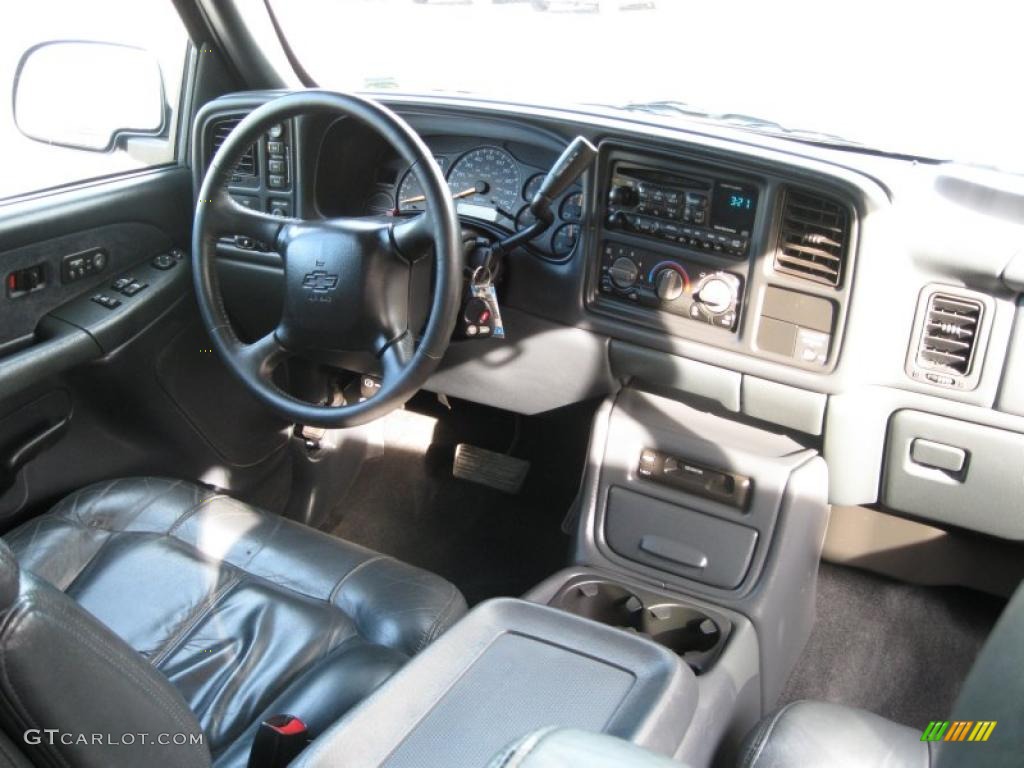 2000 Chevrolet Silverado 1500 Z71 Extended Cab 4x4 Graphite Dashboard Photo #38528751