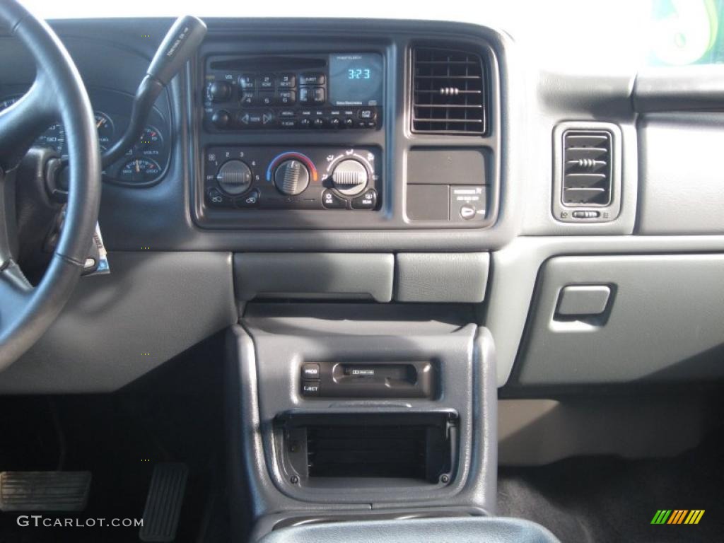2000 Chevrolet Silverado 1500 Z71 Extended Cab 4x4 Controls Photo #38528999