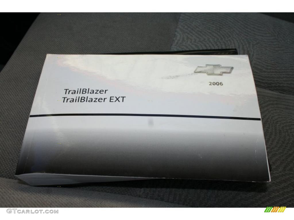 2006 TrailBlazer EXT LS 4x4 - Dark Gray Metallic / Light Gray photo #4