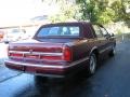 Toreador Red Metallic - Town Car Executive Photo No. 5
