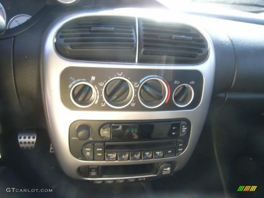 2005 Dodge Neon SRT-4 Controls Photo #38534415