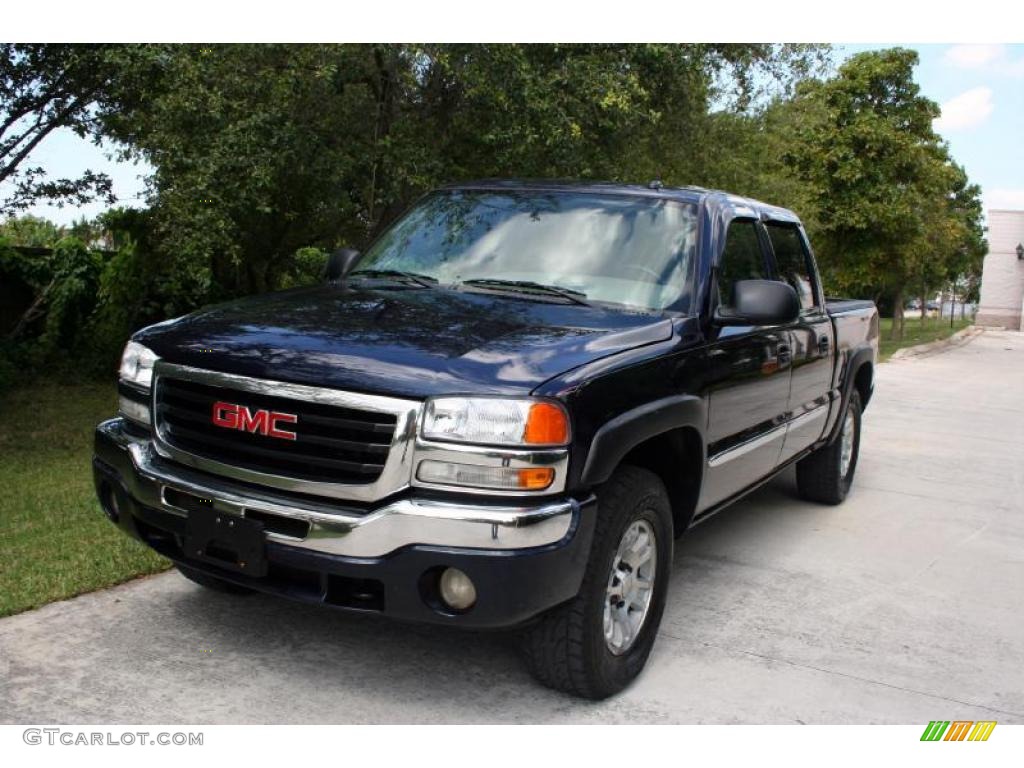 Deep Blue Metallic GMC Sierra 1500