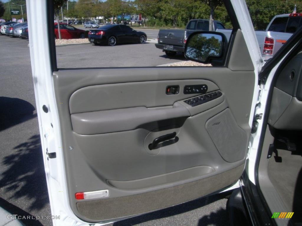2004 Yukon XL 1500 SLT - Summit White / Neutral/Shale photo #18