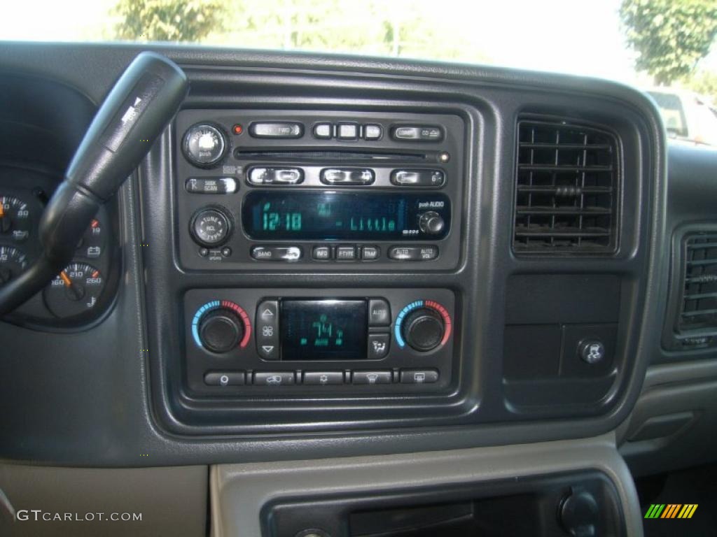 2004 Yukon XL 1500 SLT - Summit White / Neutral/Shale photo #21