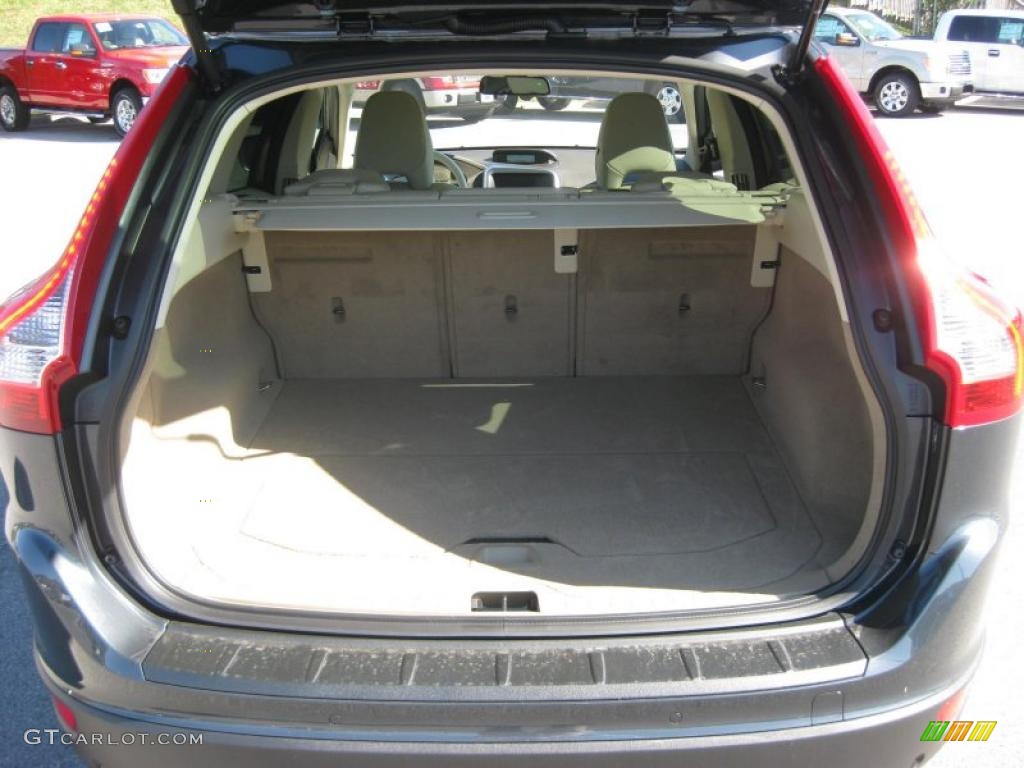 2011 Volvo XC60 3.2 AWD Trunk Photo #38536315