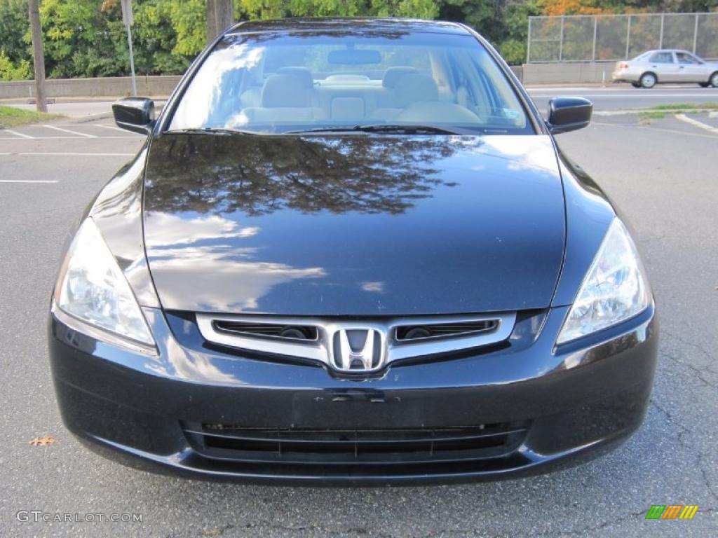 2004 Accord LX Sedan - Nighthawk Black Pearl / Black photo #3