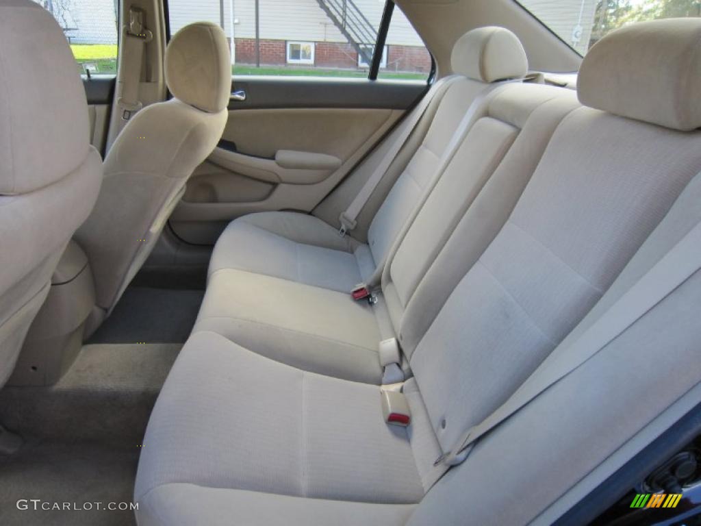 2004 Accord LX Sedan - Nighthawk Black Pearl / Black photo #13