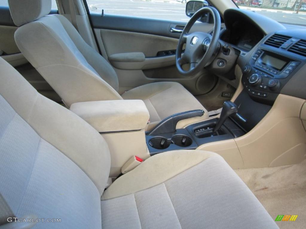 2004 Accord LX Sedan - Nighthawk Black Pearl / Black photo #15