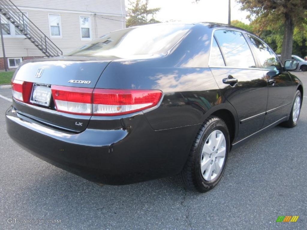 2004 Accord LX Sedan - Nighthawk Black Pearl / Black photo #19