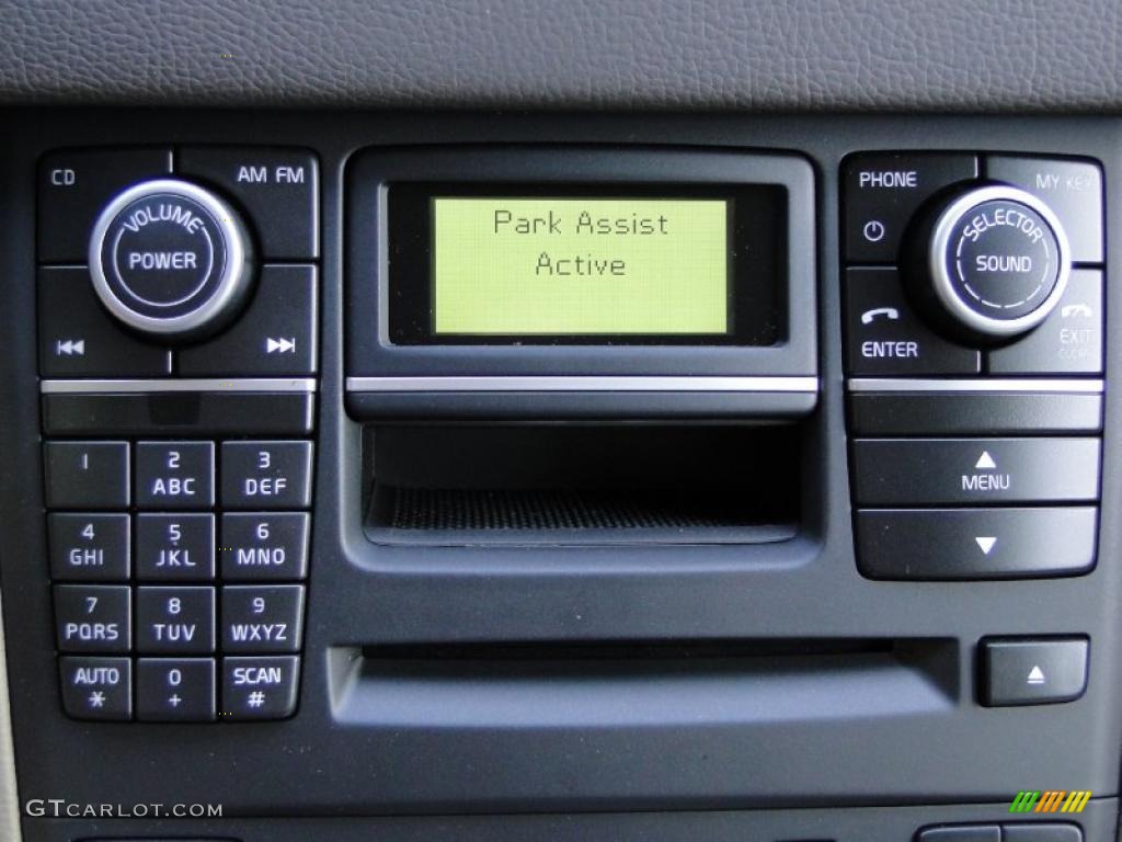 2011 Volvo XC90 3.2 Controls Photo #38539663