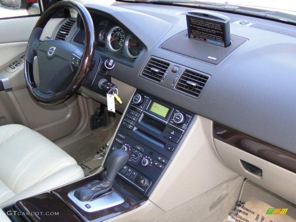 2011 Volvo XC90 3.2 Beige Dashboard Photo #38539715