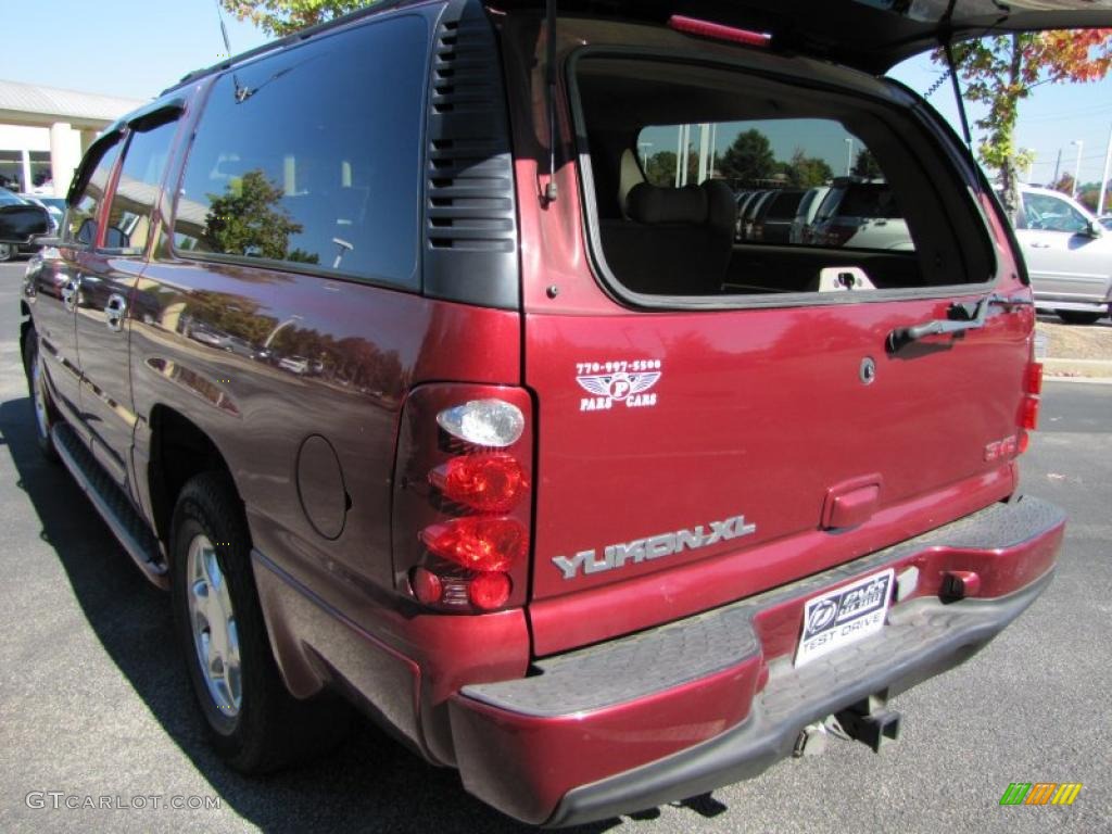 2001 Yukon XL Denali AWD - Garnet Red Metallic / Neutral Tan/Shale photo #10