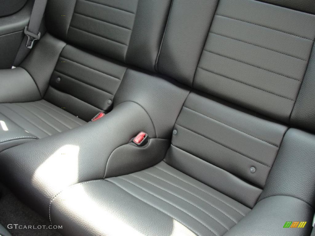 2011 Mustang V6 Premium Coupe - Grabber Blue / Charcoal Black photo #17