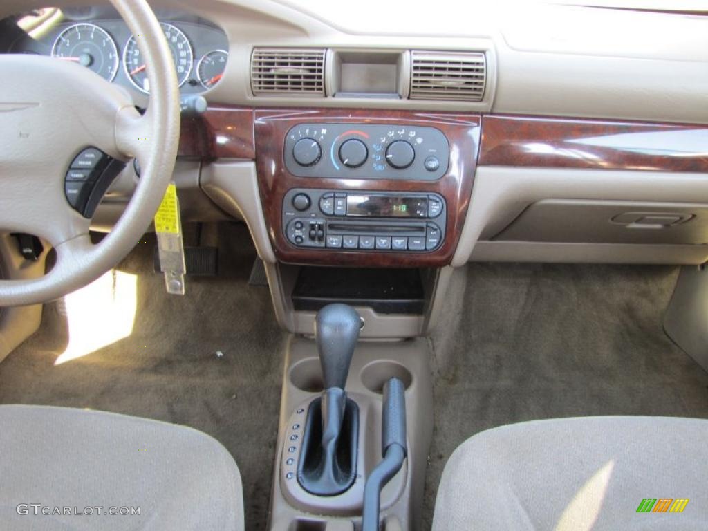 2002 Chrysler Sebring LX Sedan Sandstone Dashboard Photo #38540951