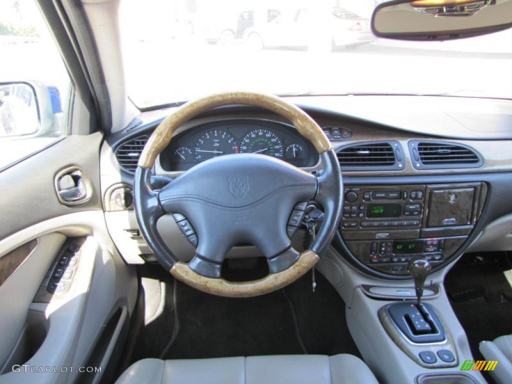 2002 Jaguar S-Type 4.0 Almond Steering Wheel Photo #38541323
