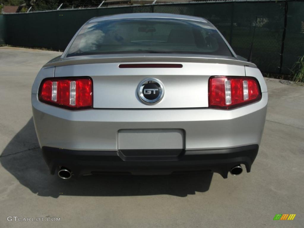 2011 Mustang GT Coupe - Ingot Silver Metallic / Charcoal Black photo #4