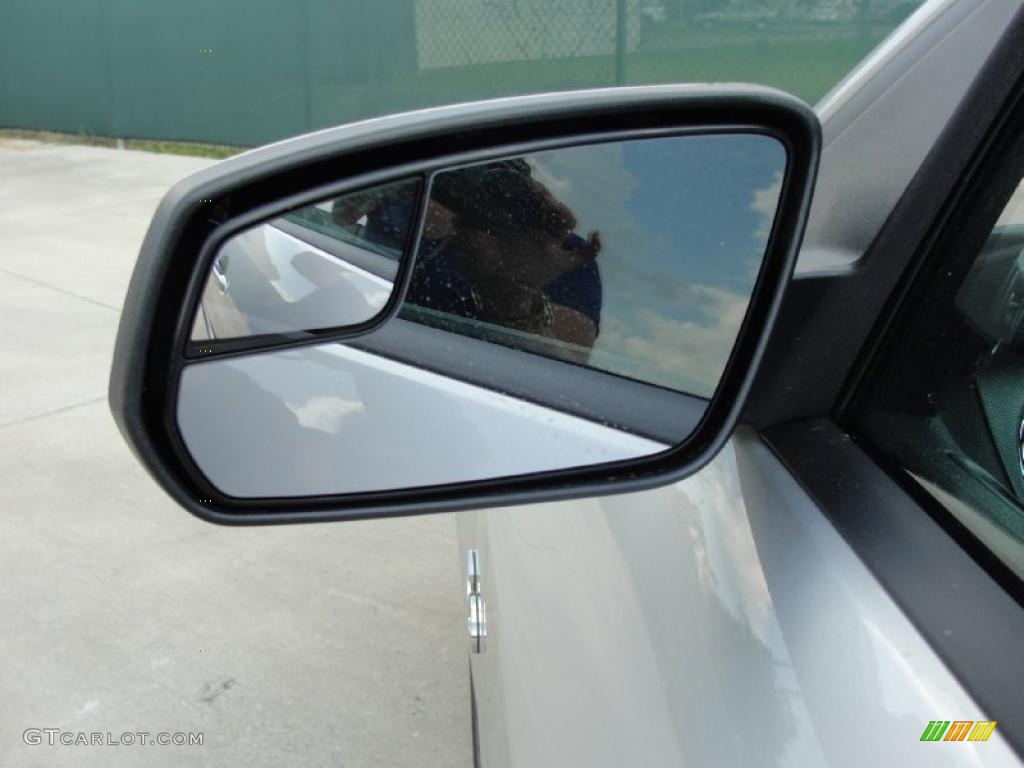 2011 Mustang GT Coupe - Ingot Silver Metallic / Charcoal Black photo #13