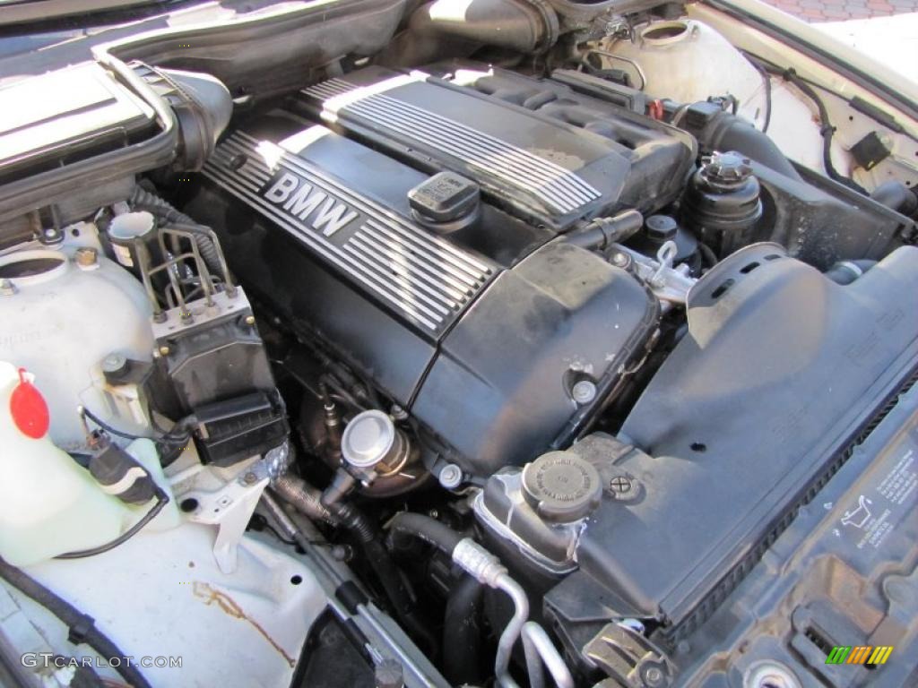 2001 BMW 5 Series 525i Sedan 2.5L DOHC 24V Inline 6 Cylinder Engine Photo #38541539