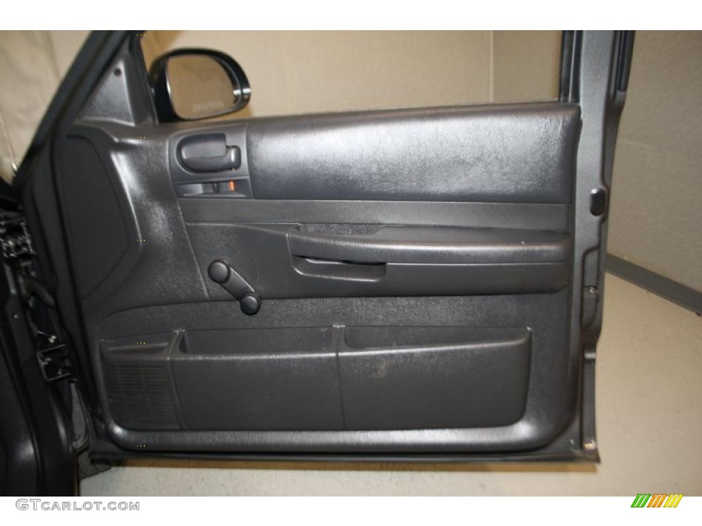 2003 Dakota SXT Club Cab - Graphite Metallic / Dark Slate Gray photo #10