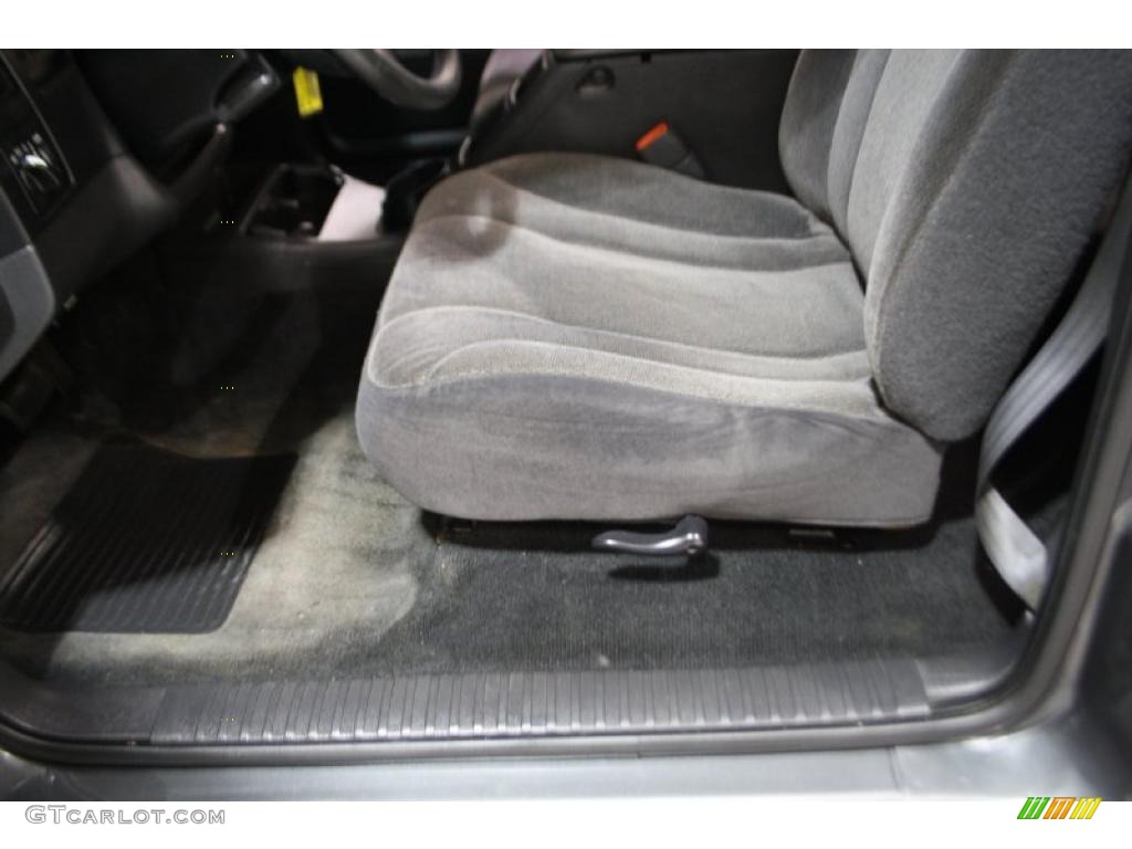 2003 Dakota SXT Club Cab - Graphite Metallic / Dark Slate Gray photo #20