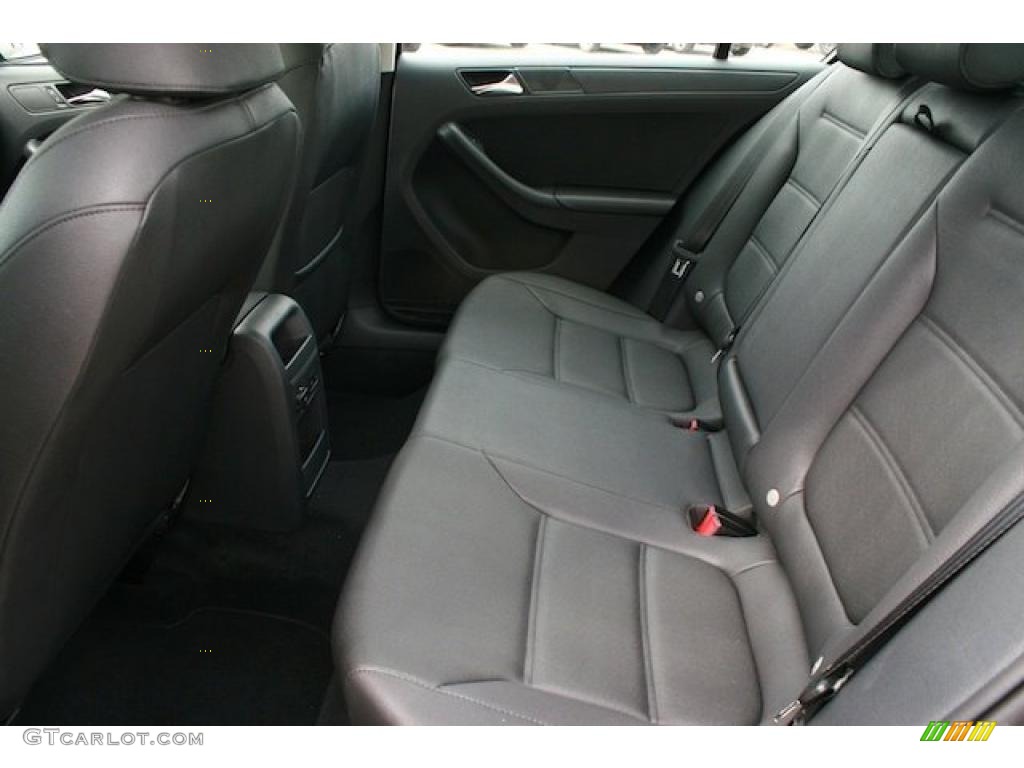 Titan Black Interior 2011 Volkswagen Jetta SE Sedan Photo #38543559