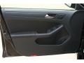 Black - Jetta SE Sedan Photo No. 13